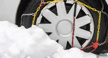 Use Commercial Truck Snow Chains When Dealing with Severe Weather